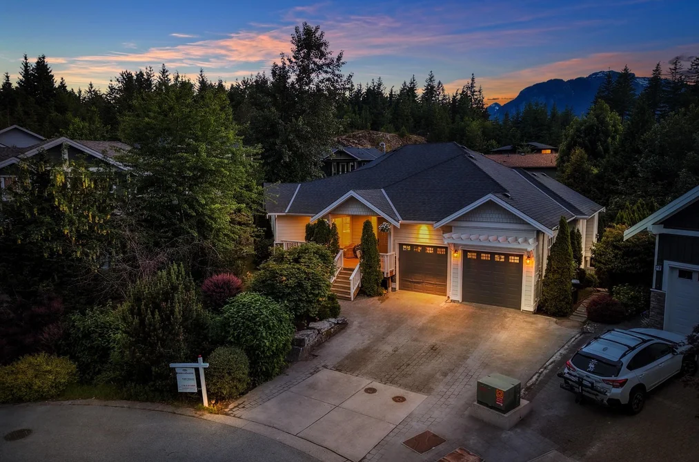 House for sale at 1001 Condor Place Squamish British Columbia - MLS: R3130723
