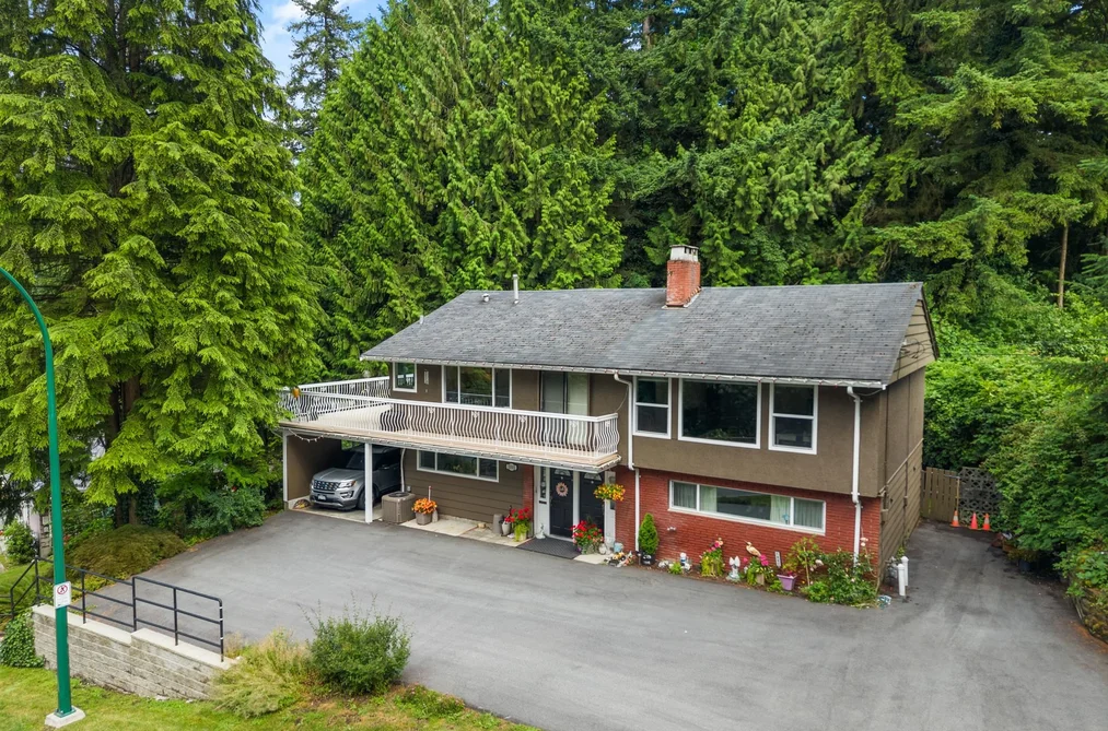 1001 GATENSBURY STREET STREET, Coquitlam, BC — Residential for Sale - Photo 2