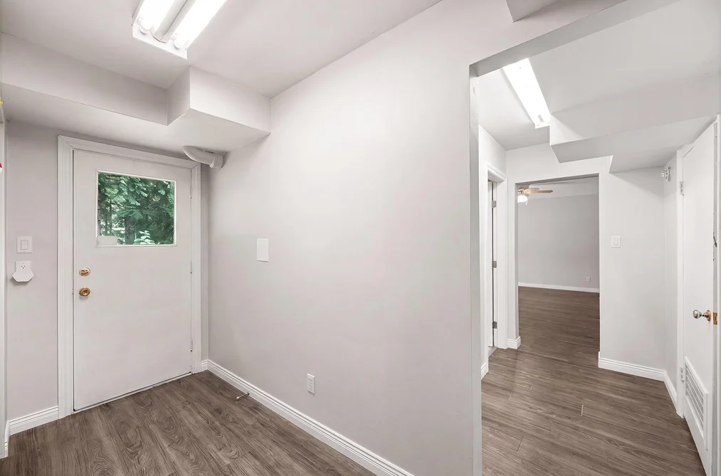 1001 GATENSBURY STREET STREET, Coquitlam, BC — Residential for Sale — Photo 27 of 40