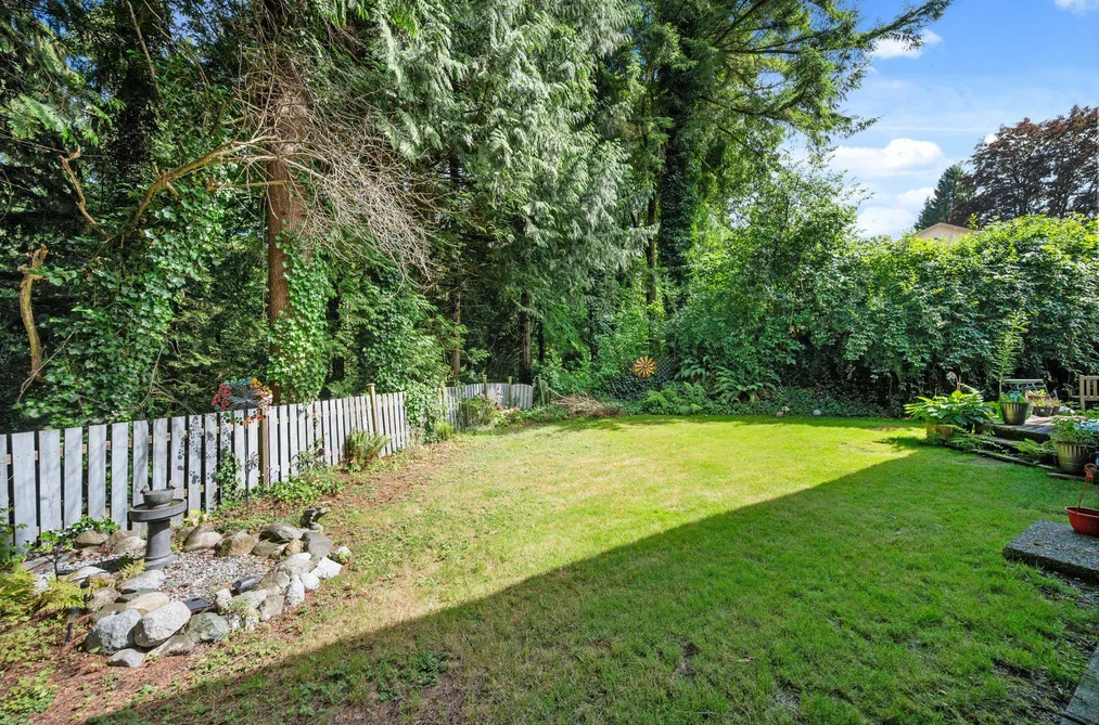 1001 GATENSBURY STREET STREET, Coquitlam, BC — Residential for Sale — Photo 35 of 40