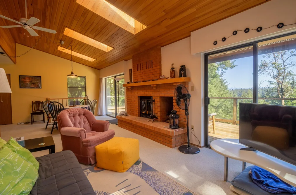 1001 ROBSON WAY, Galiano Island BC V0N 1P0, Galiano Island BC — Residential for Sale - Photo 5