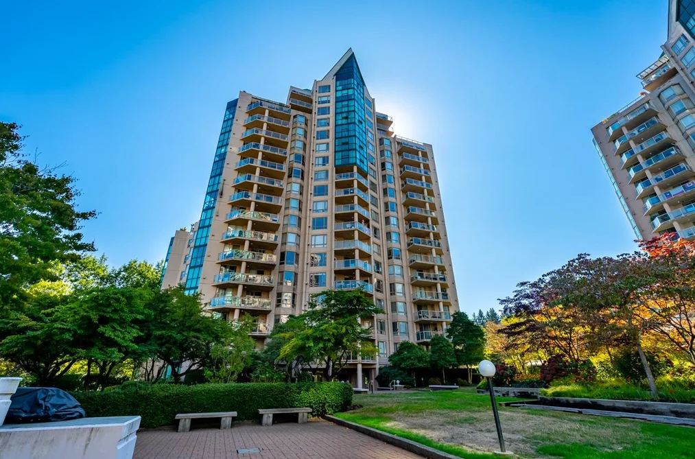 Condo for sale at 1002 1190 Pipeline Road Coquitlam British Columbia - MLS: R3169222