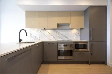 13745 George Junction Unit 1002, Surrey, BC - MLS: R3079351