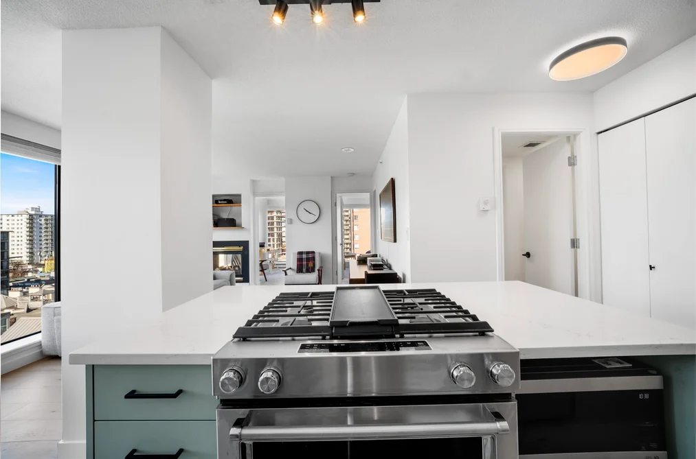 1002 1723 ALBERNI STREET, Vancouver BC V6G 3G9, Vancouver BC — Residential for Sale - Photo 4