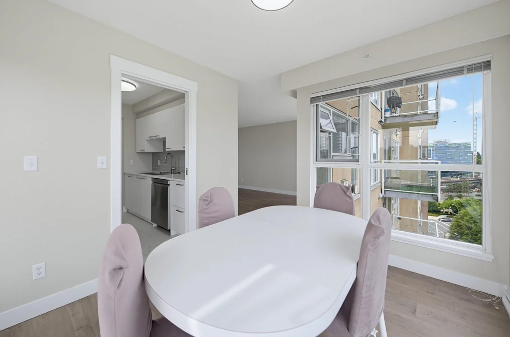 1002 9830 WHALLEY BOULEVARD, Surrey, BC — Residential for Sale — Photo 13 of 35