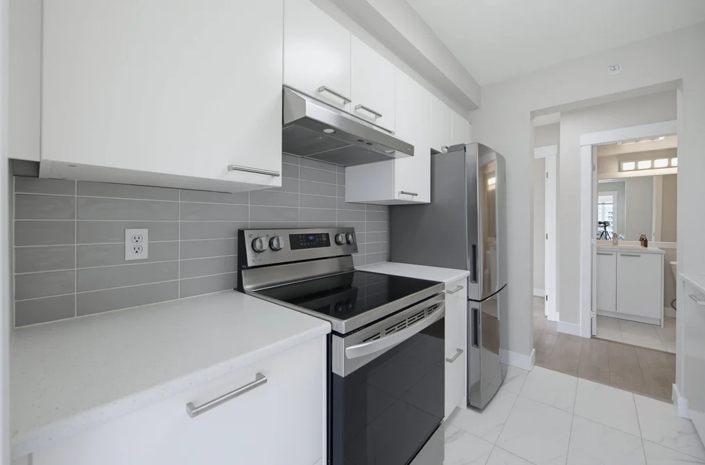 1002 9830 WHALLEY BOULEVARD, Surrey, BC — Residential for Sale — Photo 15 of 35