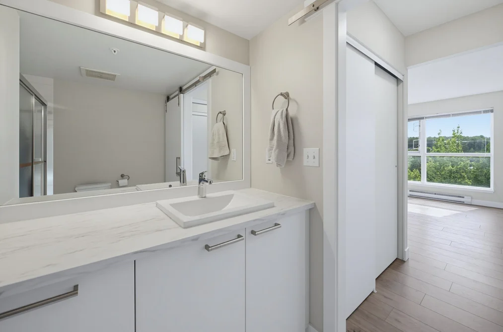 1002 9830 WHALLEY BOULEVARD, Surrey, BC — Residential for Sale — Photo 23 of 35