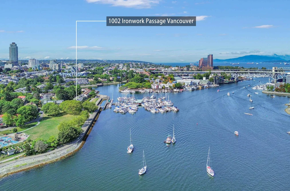 Townhouse for sale at 1002 Ironwork Passage Vancouver British Columbia - MLS: R3169526