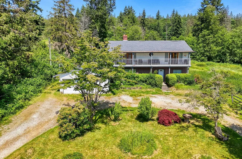 10022 ROLLEY CRESCENT, Maple Ridge BC V2W 1J9, Maple Ridge BC — Residential for Sale - Photo 2