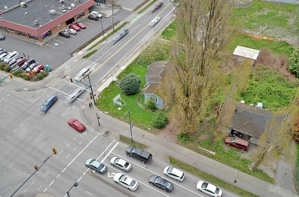 10024 WHALLEY BOULEVARD, Surrey BC V3T 4E9, Surrey BC — Residential for Sale - Photo 2