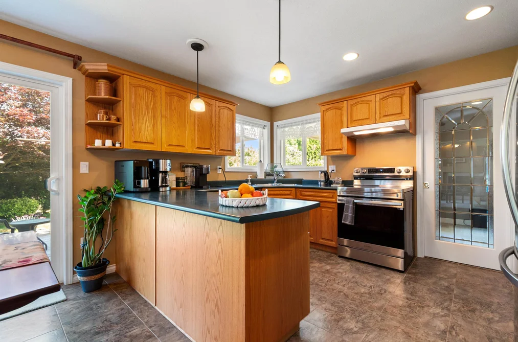 10027 MERRITT DRIVE, Chilliwack BC V2P 7Z2, Chilliwack BC — Residential for Sale — Photo 24 of 40