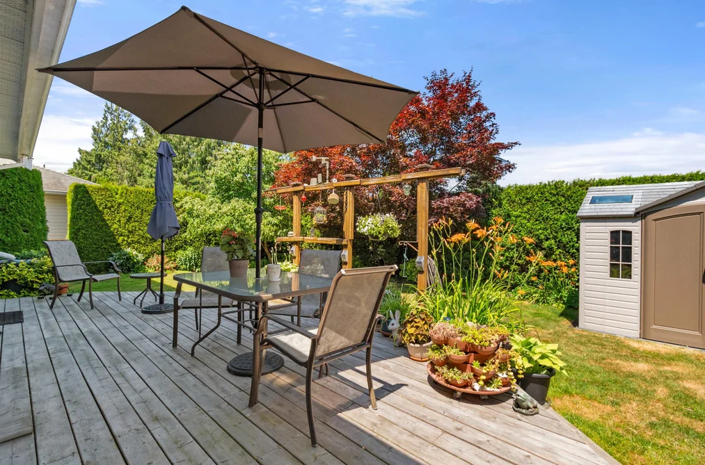 10027 MERRITT DRIVE, Chilliwack BC V2P 7Z2, Chilliwack BC — Residential for Sale — Photo 8 of 40