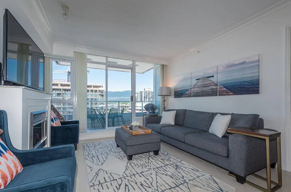 1003 133 E ESPLANADE, North Vancouver BC V7L 1A1, North Vancouver BC — Residential for Sale - Photo 3