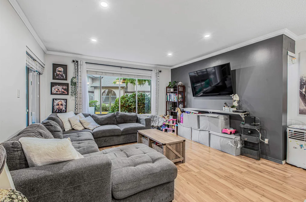 1003 1750 MCKENZIE ROAD, Abbotsford BC V2S 3Z3, Abbotsford BC — Residential for Sale - Photo 2