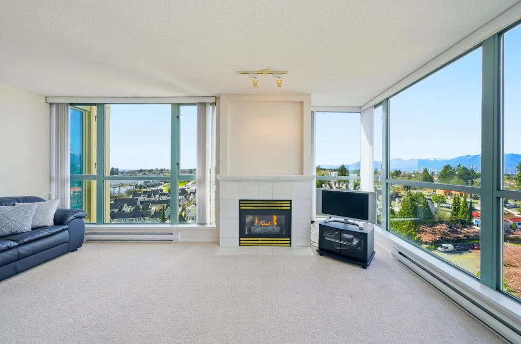 1003 6622 SOUTHOAKS CRESCENT, Burnaby BC V5E 4K2, Burnaby BC — Residential for Sale - Photo 4
