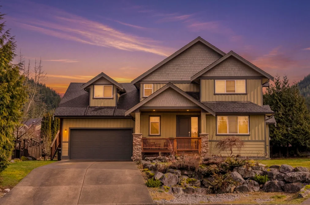 House for sale at 1003 Ash Place Squamish British Columbia - MLS: R3100352