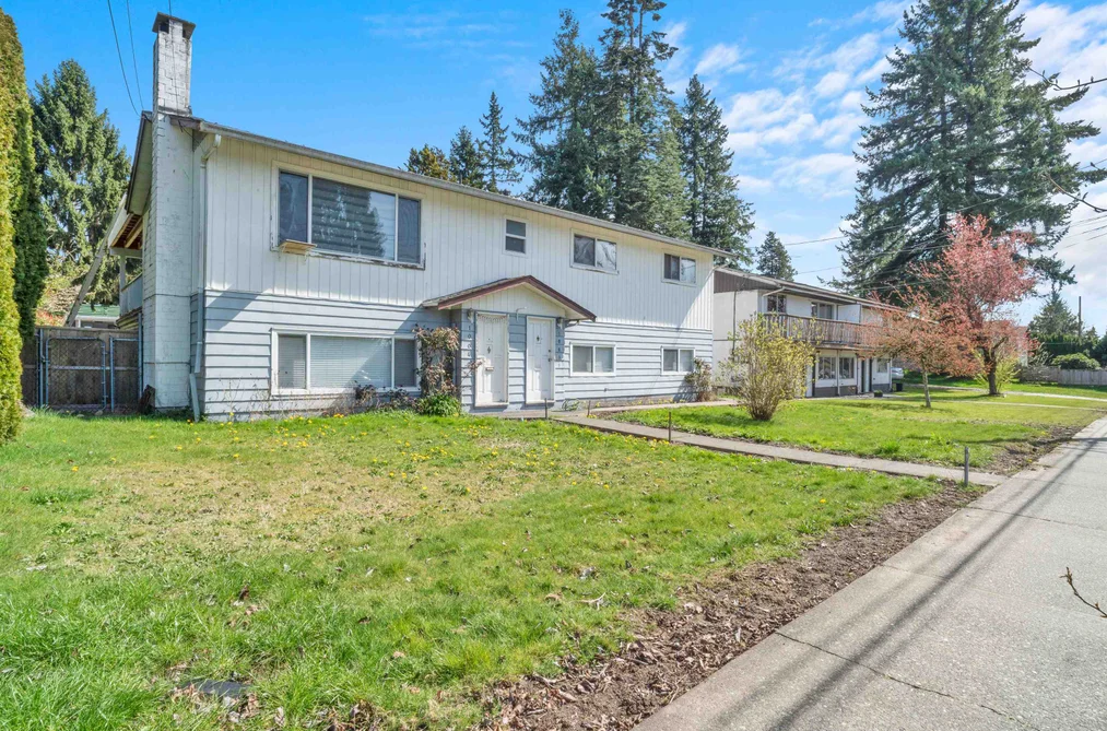 Duplex for sale at 10038 10040 128 Street Surrey British Columbia - MLS: R3111022