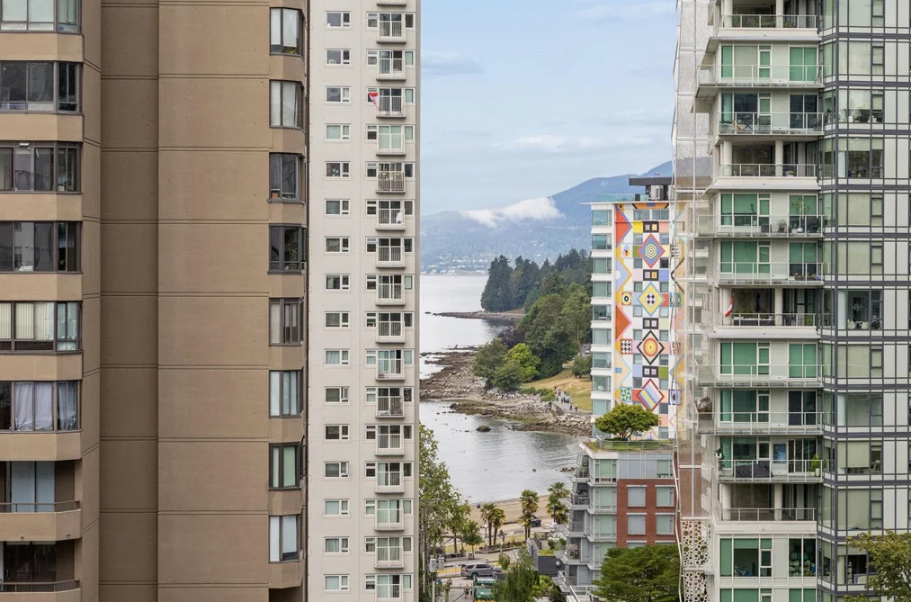 1004 1251 CARDERO STREET, Vancouver, BC — Residential for Sale — Photo 12 of 29