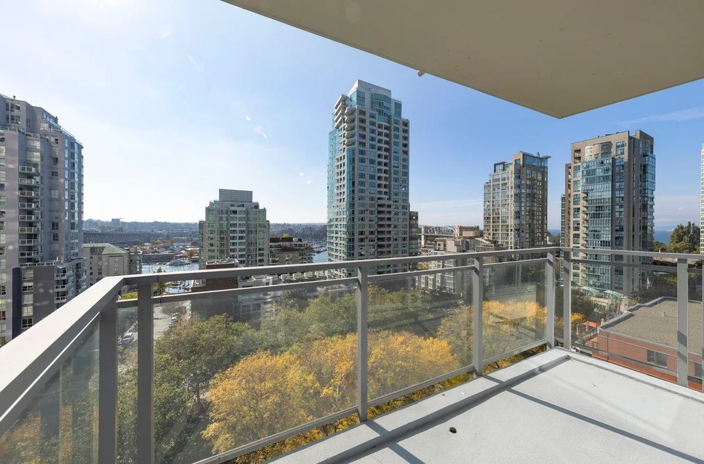 Condo for sale at 1004 1455 Howe Street Vancouver British Columbia - MLS: R3169583