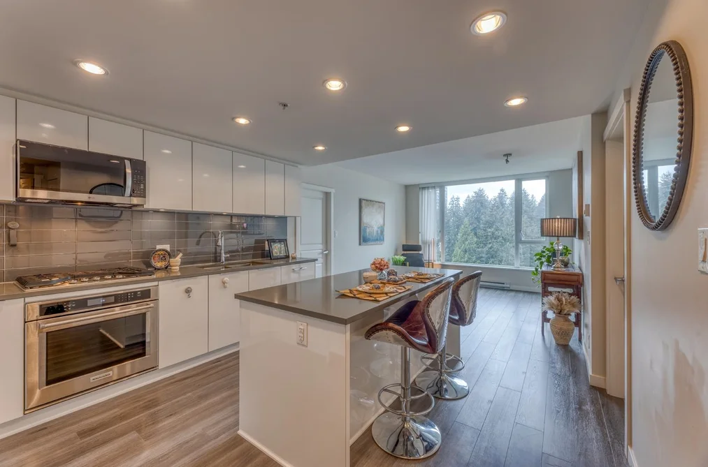 1004 3100 WINDSOR GATE, Coquitlam BC V3B 0P3, Coquitlam BC — Residential for Sale - Photo 2
