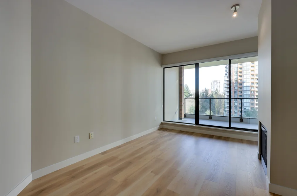1004 6823 STATION HILL DRIVE, Burnaby BC V3N 0A9, Burnaby BC — Residential for Sale - Photo 2
