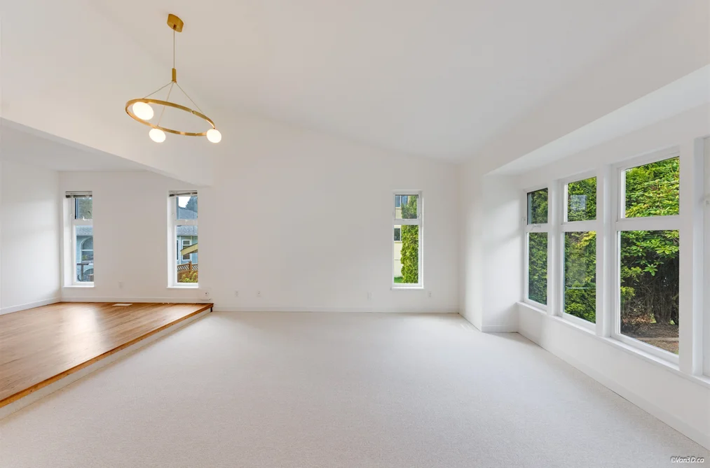 1004 PIA ROAD, Squamish BC V8B 0G1, Squamish BC — Residential for Sale - Photo 3