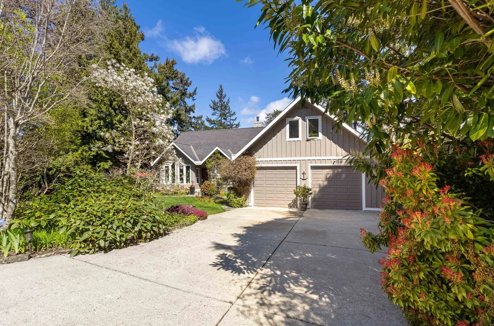 10040 WESCAN ROAD, Halfmoon Bay BC V0N 1Y2, Halfmoon Bay BC — Residential for Sale - Photo 3