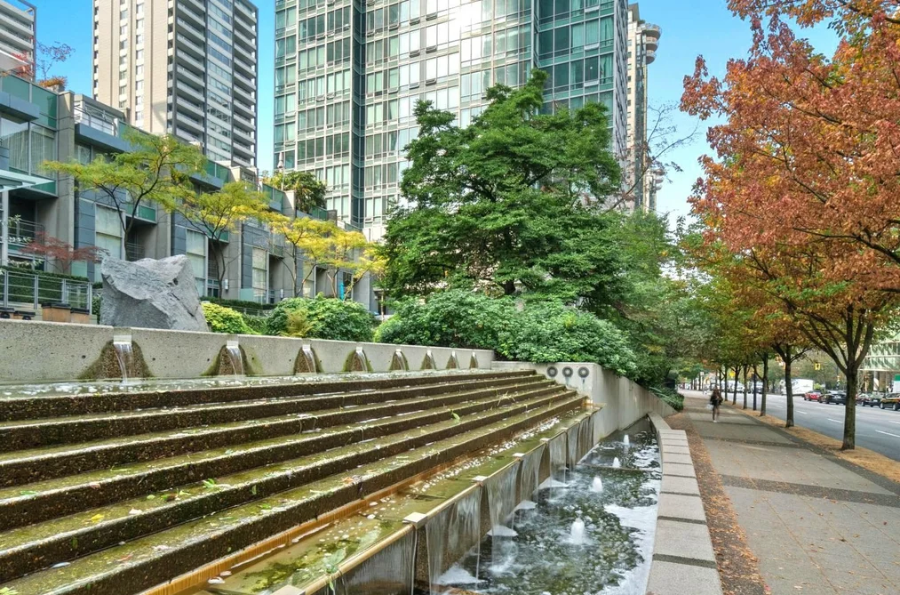 Condo for sale at 1005 1288 W Georgia Street Vancouver British Columbia - MLS: R3149843