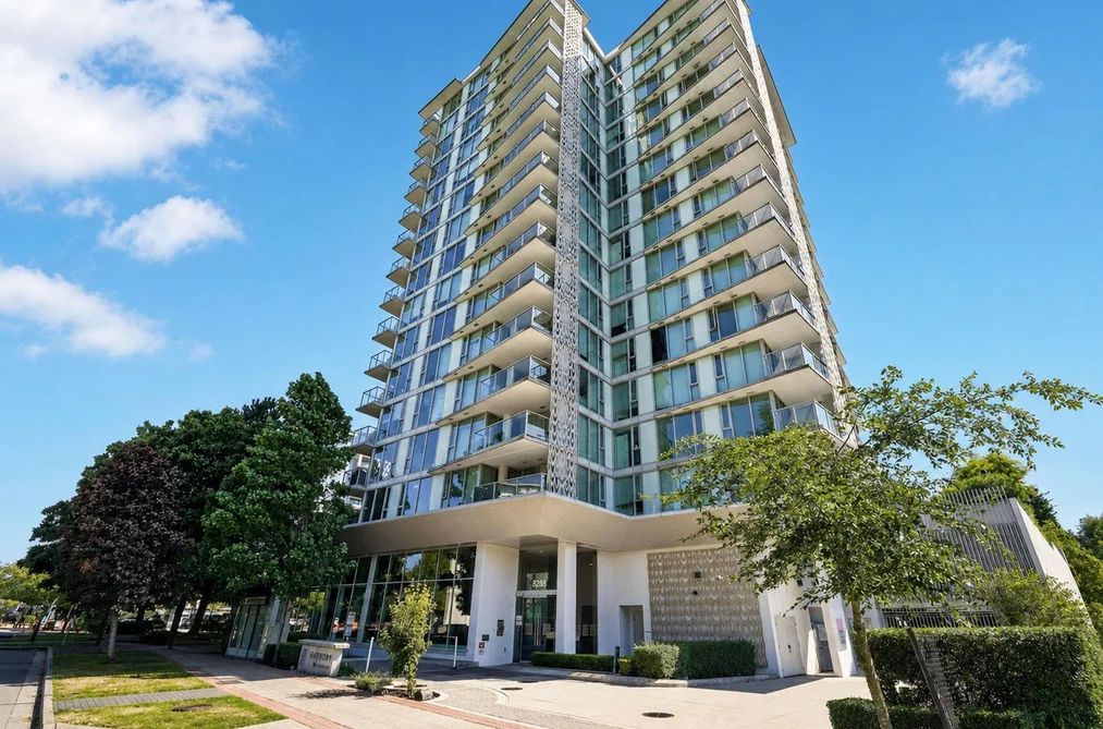 Condo for sale at 1005 8288 Granville Avenue Richmond British Columbia - MLS: R3159527