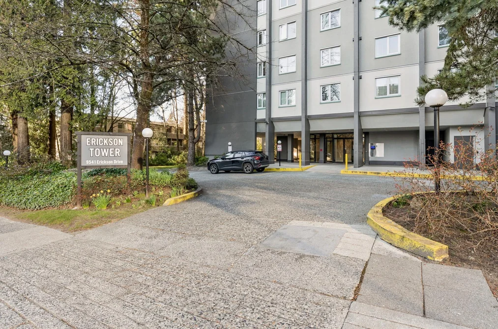 1005 9541 ERICKSON DRIVE, Burnaby BC V3J 7N8, Burnaby BC — Residential for Sale - Photo 2