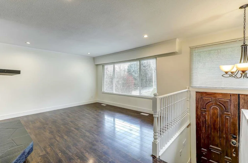 House for sale at 10055 122 Street Surrey British Columbia - MLS: R3109293