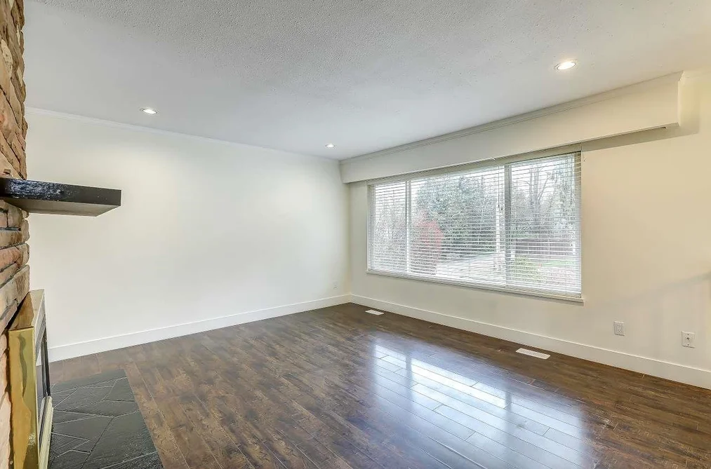 10055 122 STREET, Surrey BC V3V 4M6, Surrey BC — Residential for Sale - Photo 2
