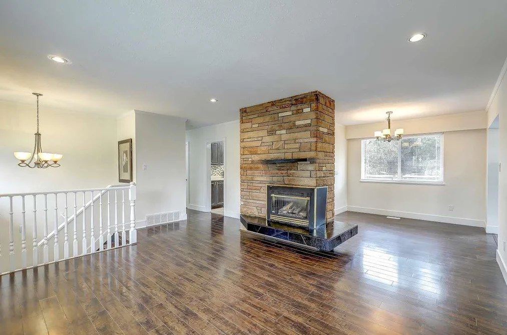 10055 122 STREET, Surrey BC V3V 4M6, Surrey BC — Residential for Sale - Photo 4