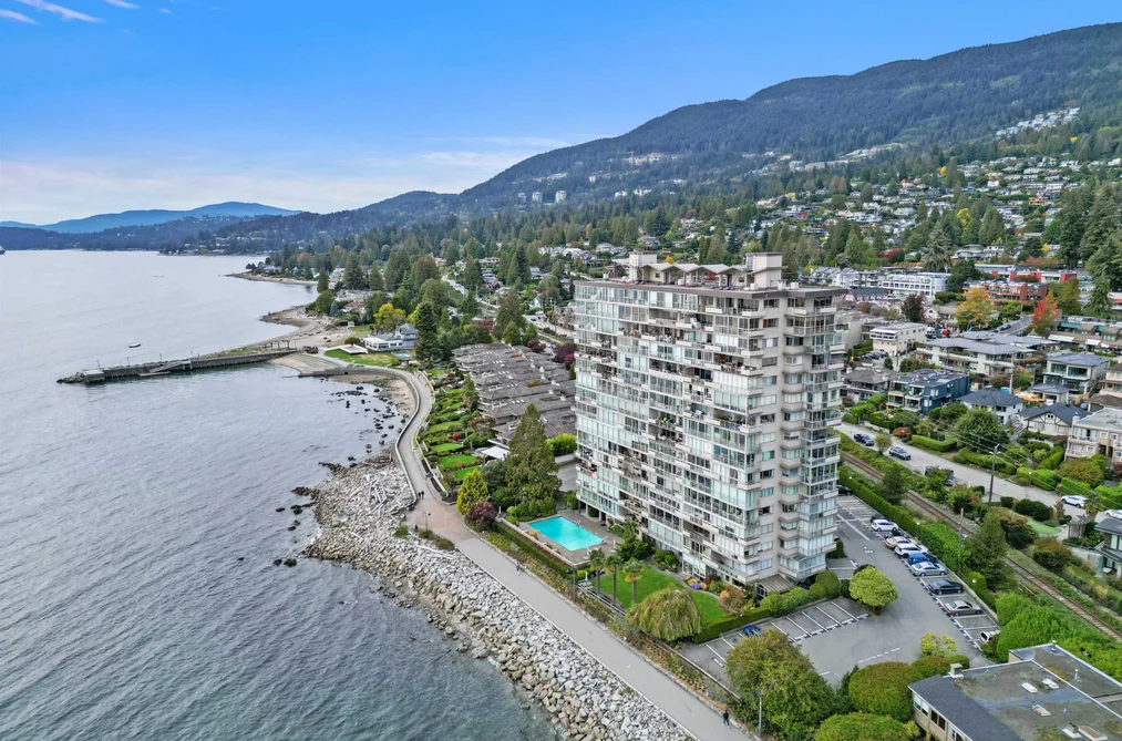 Condo for sale at 1006 150 24th Street West Vancouver British Columbia - MLS: R3126434