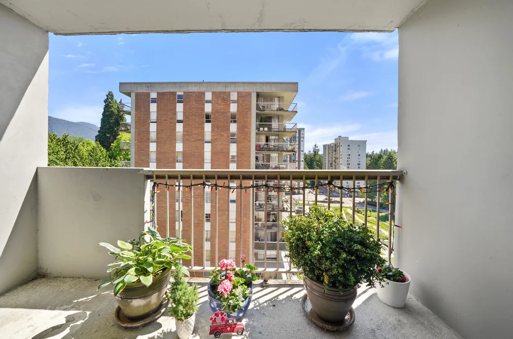 1006 2016 FULLERTON AVENUE, North Vancouver BC V7P 3E6, North Vancouver BC — Residential for Sale - Photo 6