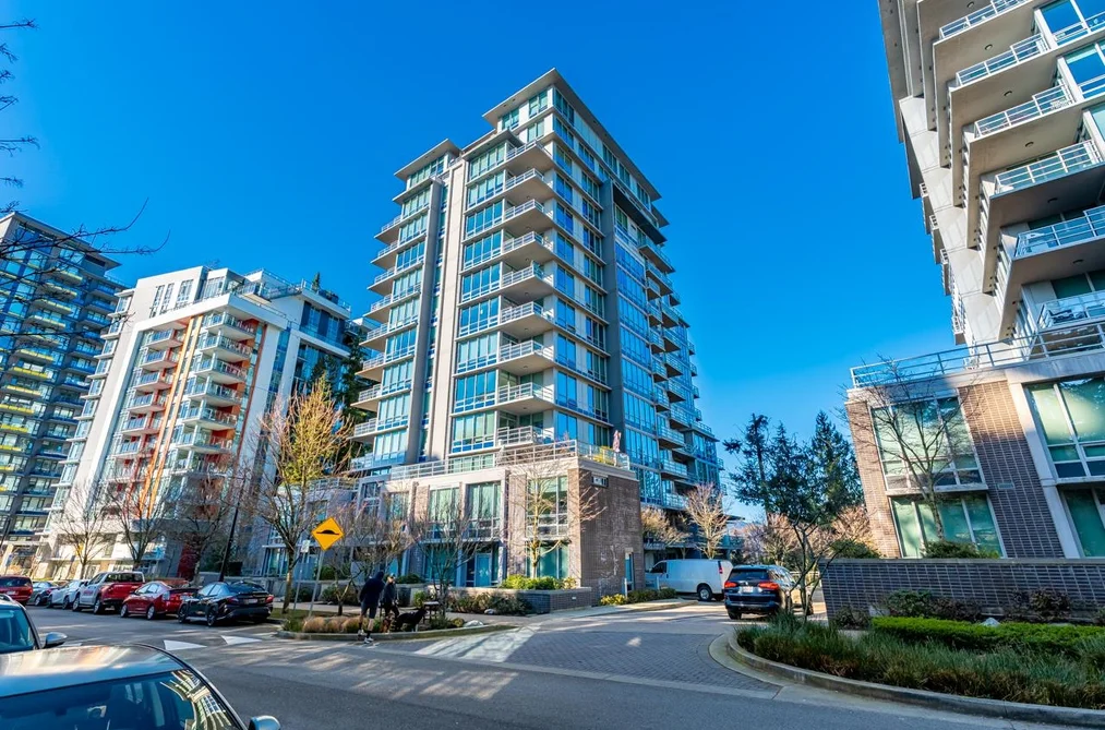 Condo for sale at 1006 9060 University Crescent Burnaby British Columbia - MLS: R3106094