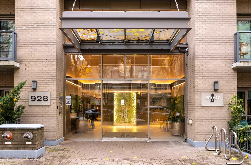 Condo for sale at 1006 928 Richards Street Vancouver British Columbia - MLS: R3100183