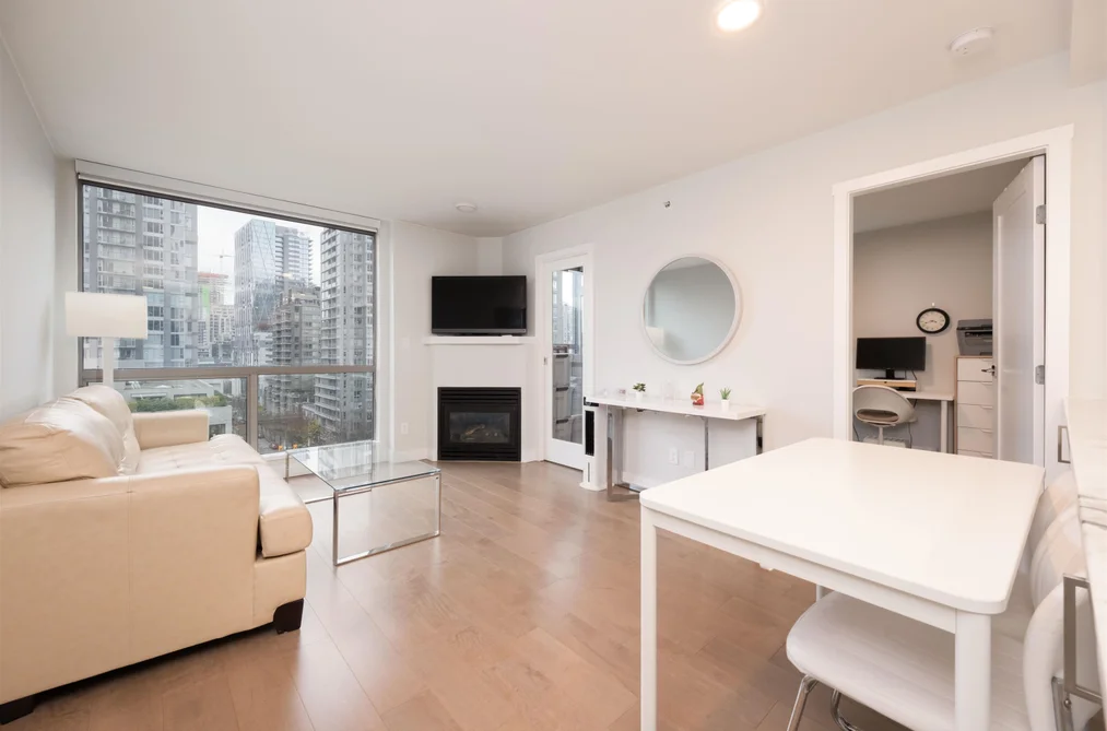 1006 928 RICHARDS STREET, Vancouver BC V6B 6P6, Vancouver BC — Residential for Sale - Photo 2