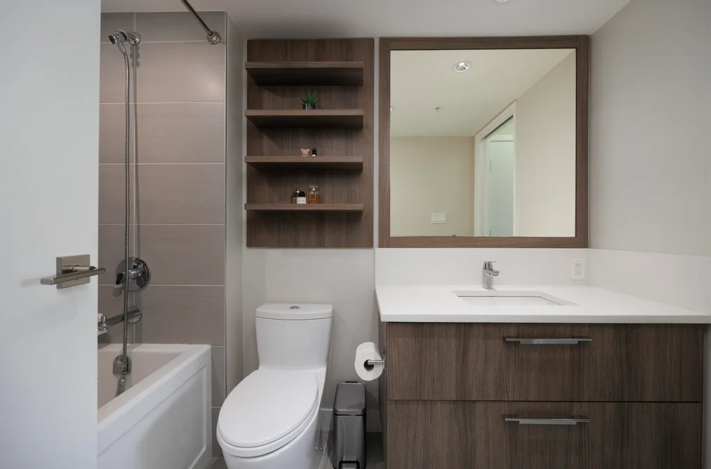 1006 958 RIDGEWAY AVENUE, Coquitlam BC V3K 0C5, Coquitlam BC — Residential for Sale - Photo 7