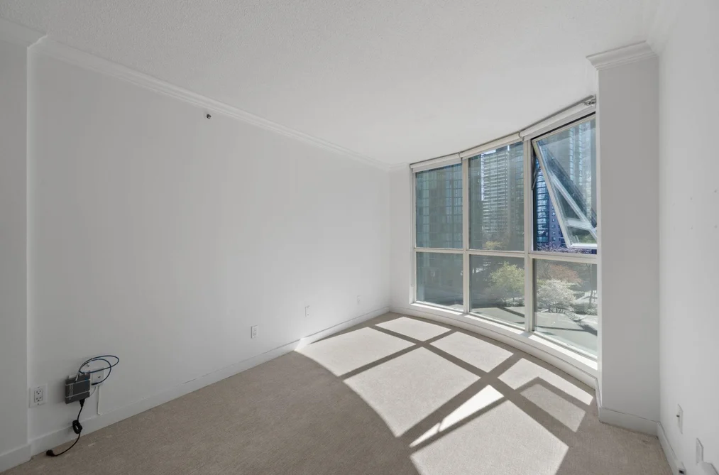1007 588 BROUGHTON STREET, Vancouver BC V6G 3E3, Vancouver BC — Residential for Sale - Photo 2