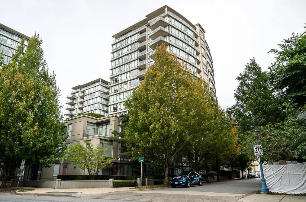 Condo for sale at 1007 6888 Alderbridge Way Richmond British Columbia - MLS: R3163053