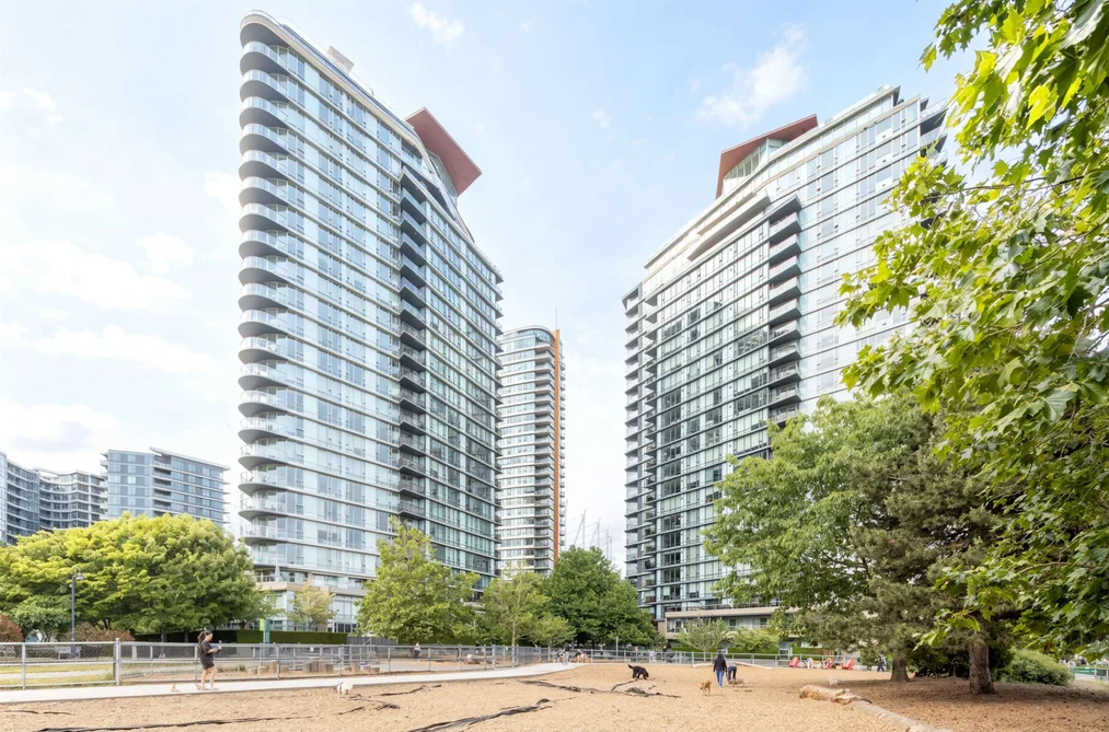 Condo for sale at 1007 918 Cooperage Way Vancouver British Columbia - MLS: R3133435