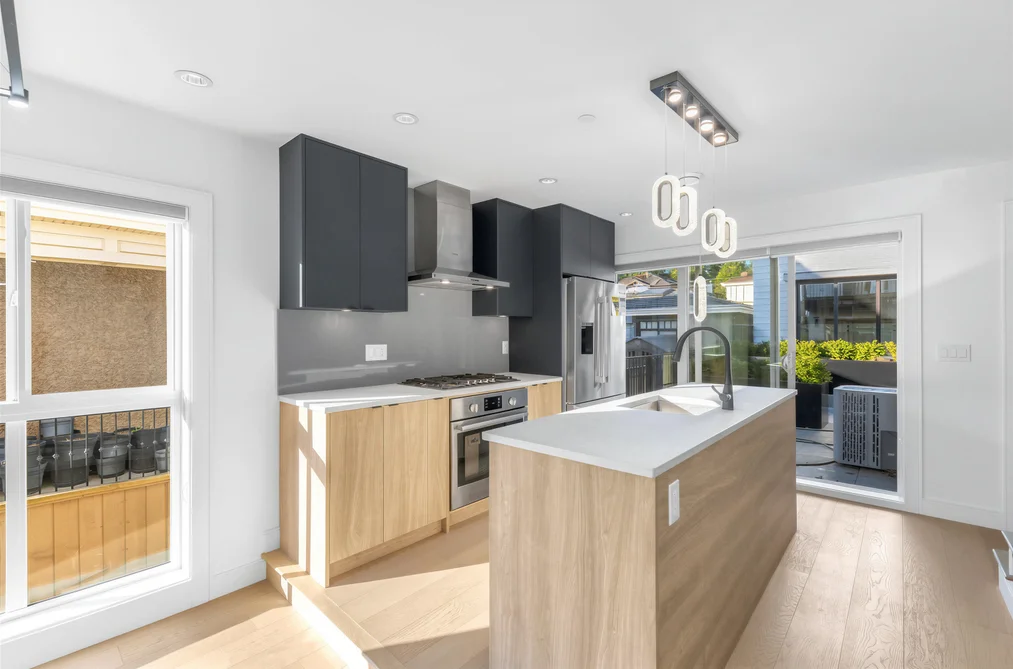1007 W 58TH AVENUE, Vancouver BC V6P 1V9, Vancouver BC — Residential for Sale - Photo 2