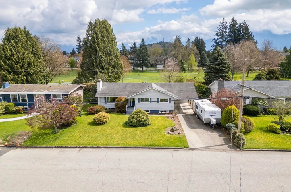 10070 BONAVISTA STREET, Chilliwack BC V2P 5B9, Chilliwack BC — Residential for Sale - Photo 2
