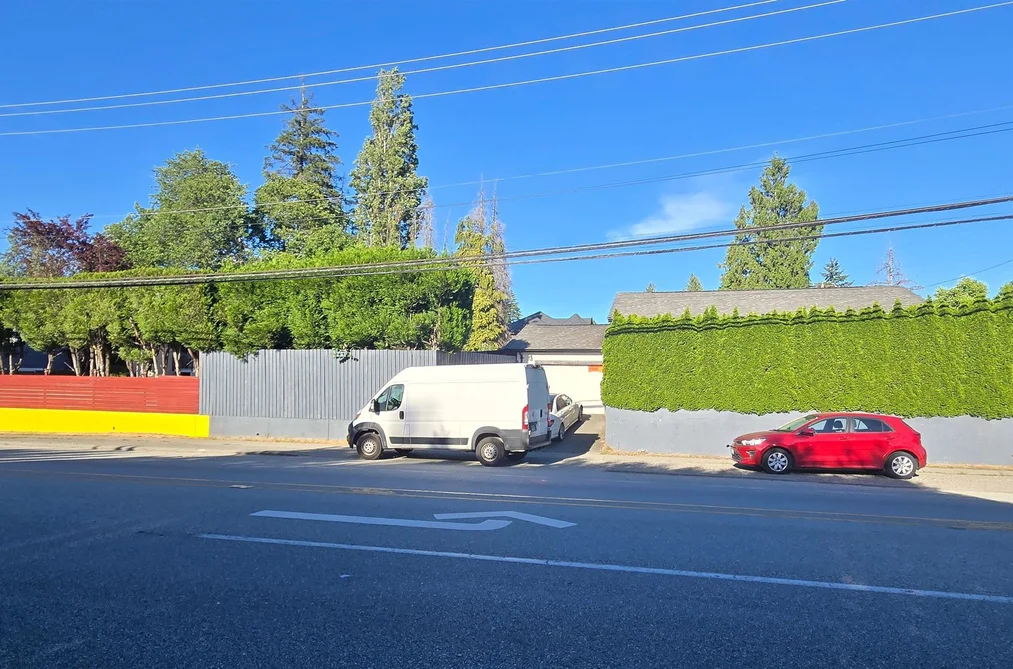 10080 140 STREET, Surrey BC V3T 4M9, Surrey BC — Residential for Sale - Photo 2