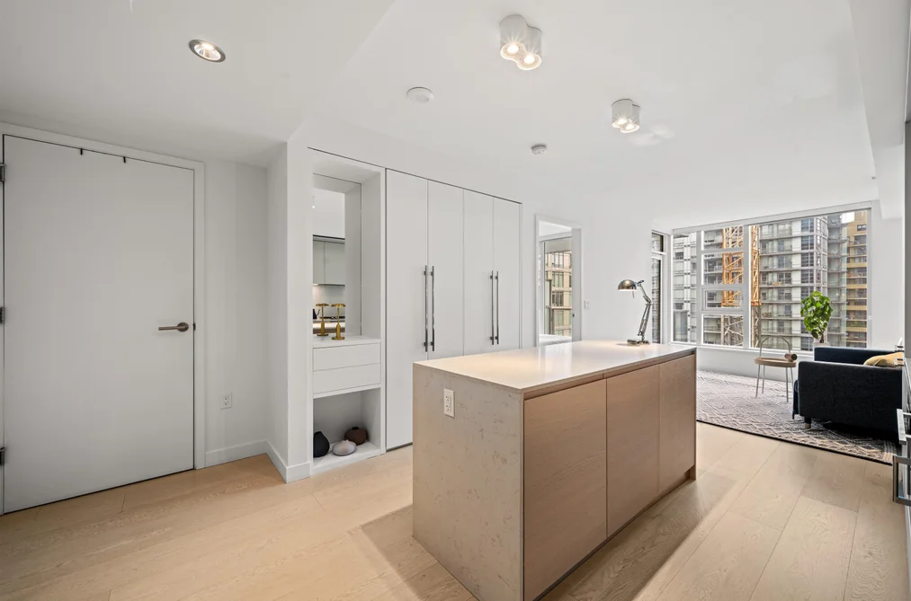 Condo for sale at 1009 1289 Hornby Street Vancouver British Columbia - MLS: R3127857