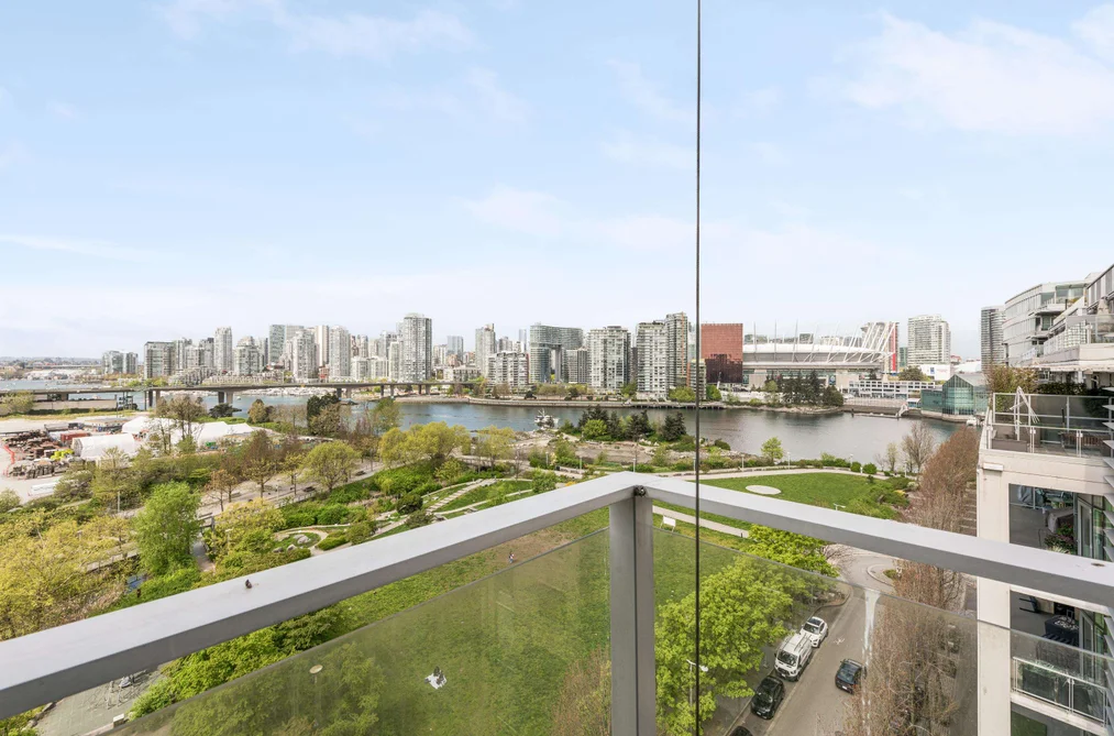 Condo for sale at 1009 181 W 1st Avenue Vancouver British Columbia - MLS: R3116119