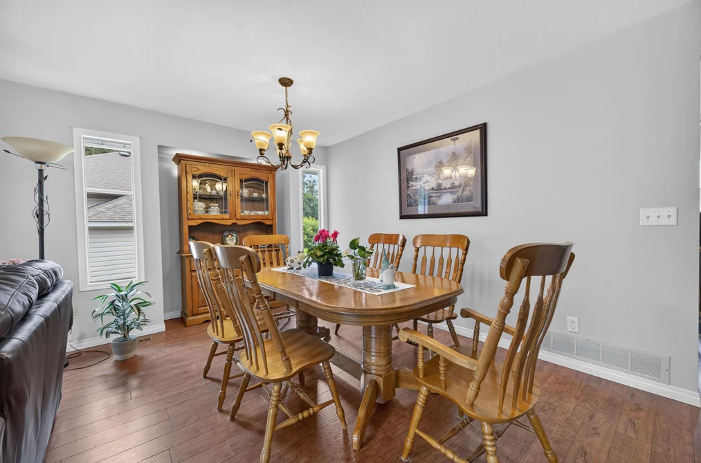 10097 BEAVER CRESCENT, Chilliwack, BC — Residential for Sale — Photo 12 of 40