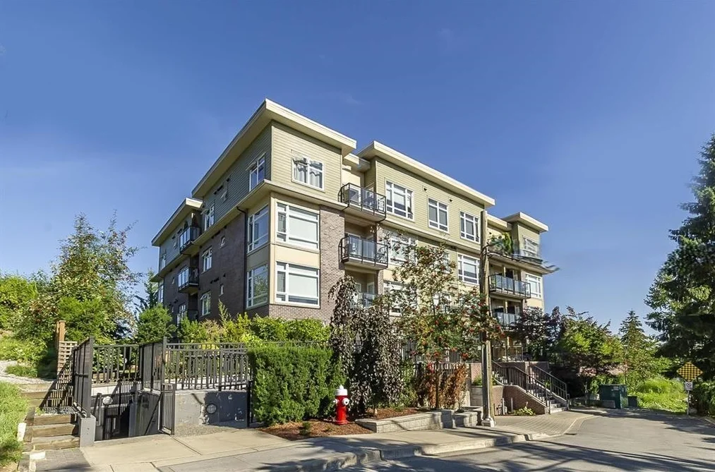 Condo for sale at 101 11566 224 Street Maple Ridge British Columbia - MLS: R3118821