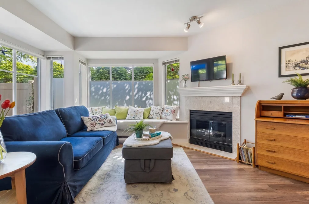 101 131 W 20TH STREET, North Vancouver BC V7M 1Y2, North Vancouver BC — Residential for Sale - Photo 2